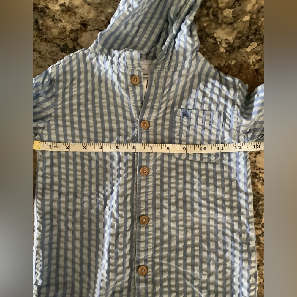 Tommy Bahama Kids Seersucker Hooded Shirt – Size 4T, Blue Striped - Picture 3 of 6